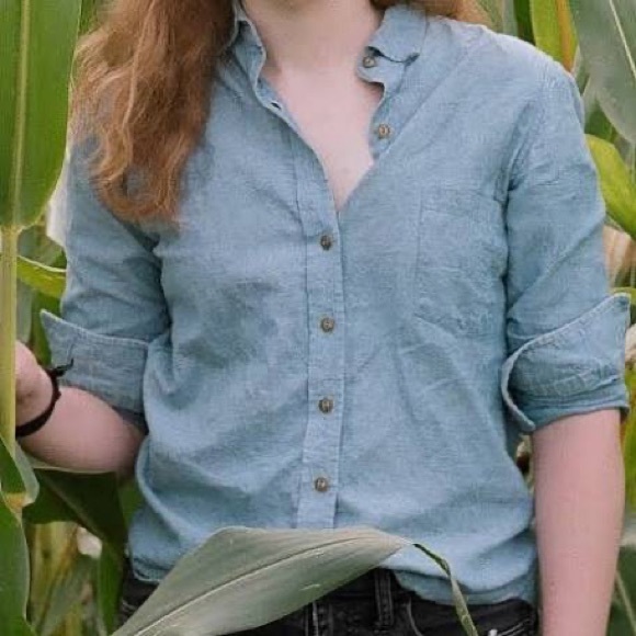 Tradlands Clare Chambray Shirt (Blue, size Small) - Picture 2 of 5